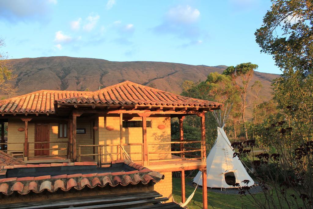 Hostal Casa Del Arte Robles Buitenkant foto