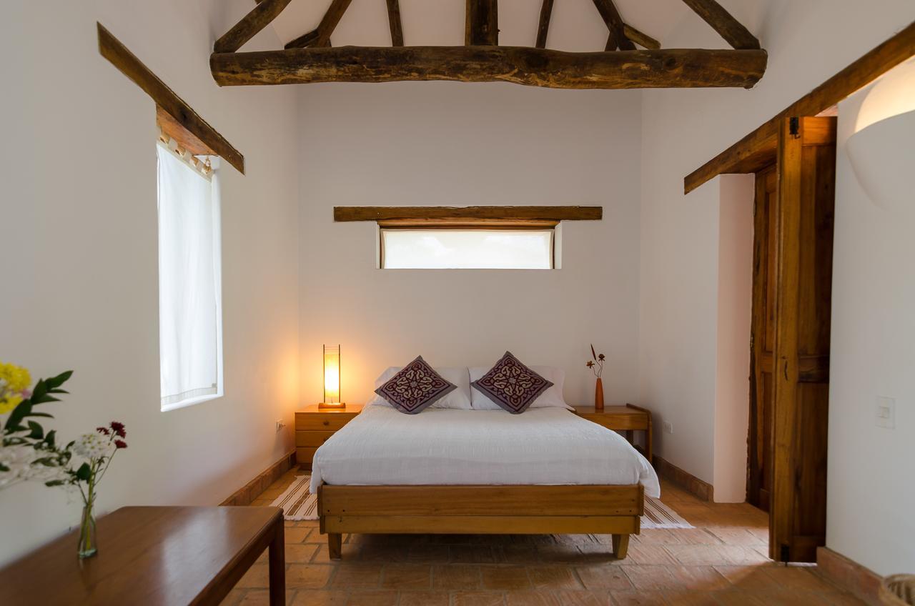 Hostal Casa Del Arte Robles Buitenkant foto